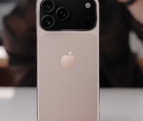 iPhone 17 vs iPhone 17 Pro Max (Leaked Specs): What will be special in Apple's upcoming phones|